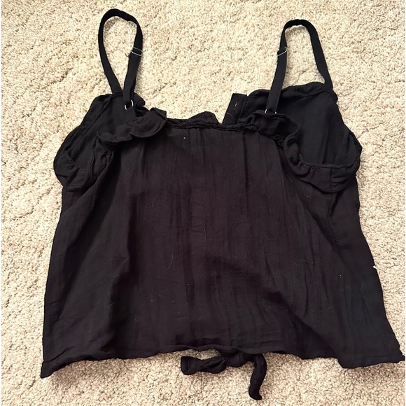 Linen Material Ruffled Crop Tank - Picture 4 of 4